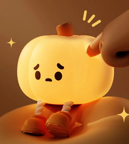 Cute LED Pumpkin Night Light, Kids Pumpkin Silicone Night Light, Adjustable Light Rechargeable Bedside Lamp, Cute and Funny Desk and Halloween Decoration Toy